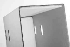 Fernseher-Umzugskarton-Deckel