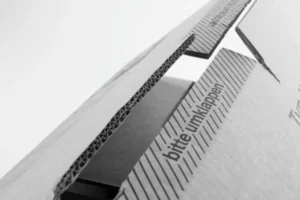 Karton Öffnung oben