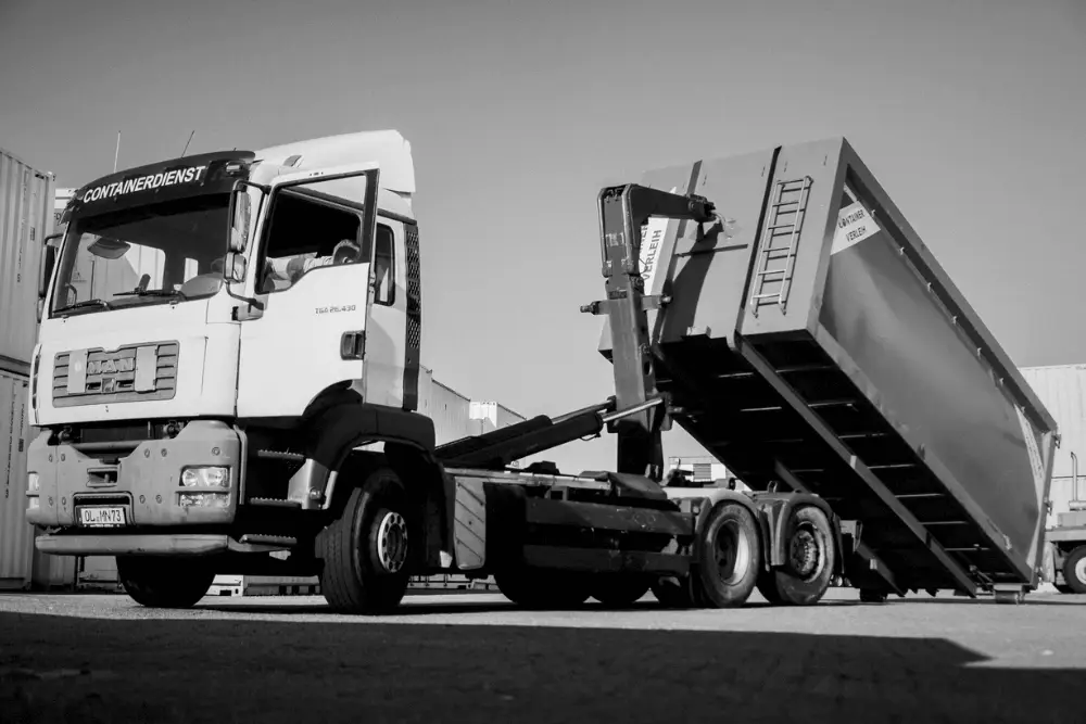 Schlachter LKW für Entrümpelung